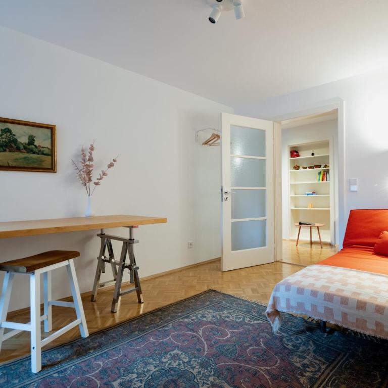 Zentrales Apartment für 8 Personen - 4 Schlafzimmer - Balkon - Apartment mit 4 Schlafzimmern - 8