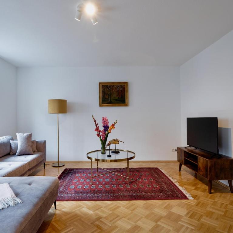 Zentrales Apartment für 8 Personen - 4 Schlafzimmer - Balkon - Apartment mit 4 Schlafzimmern - 16