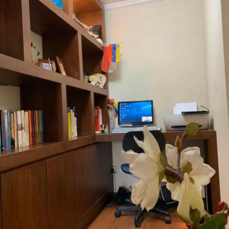 Habitación en lo mejor de Las Condes en Santiago, Chile - Single Room with Private External Bathroom - 15
