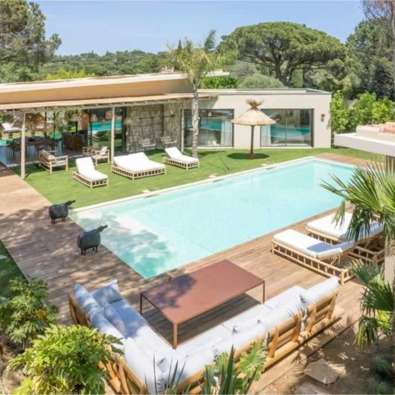 Prestige Villa a c 12P with Pool & Lounge - Apartment - 30