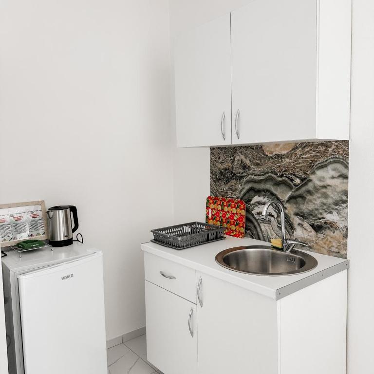 Gzim Peja - Apartman sa 1 Spavaćom Sobom - 6