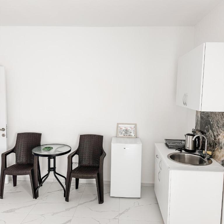 Gzim Peja - Apartman sa 1 Spavaćom Sobom - 5
