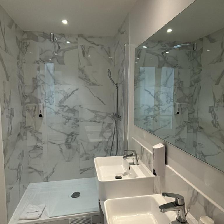 Hotel Richmond Gare du Nord - Chambre Triple - 3