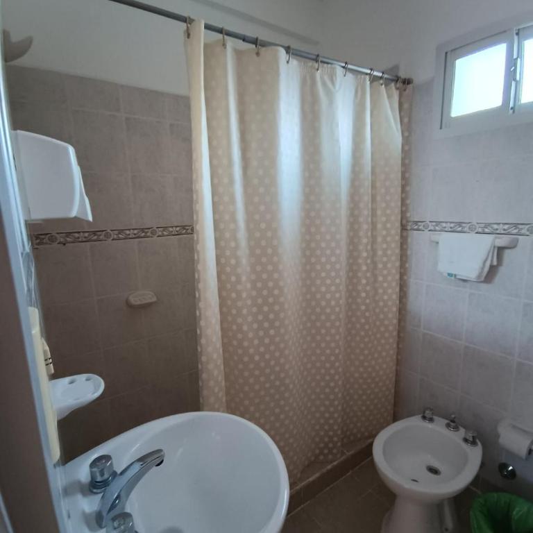 Costa Patagonica - Habitación Doble con baño privado - 2
