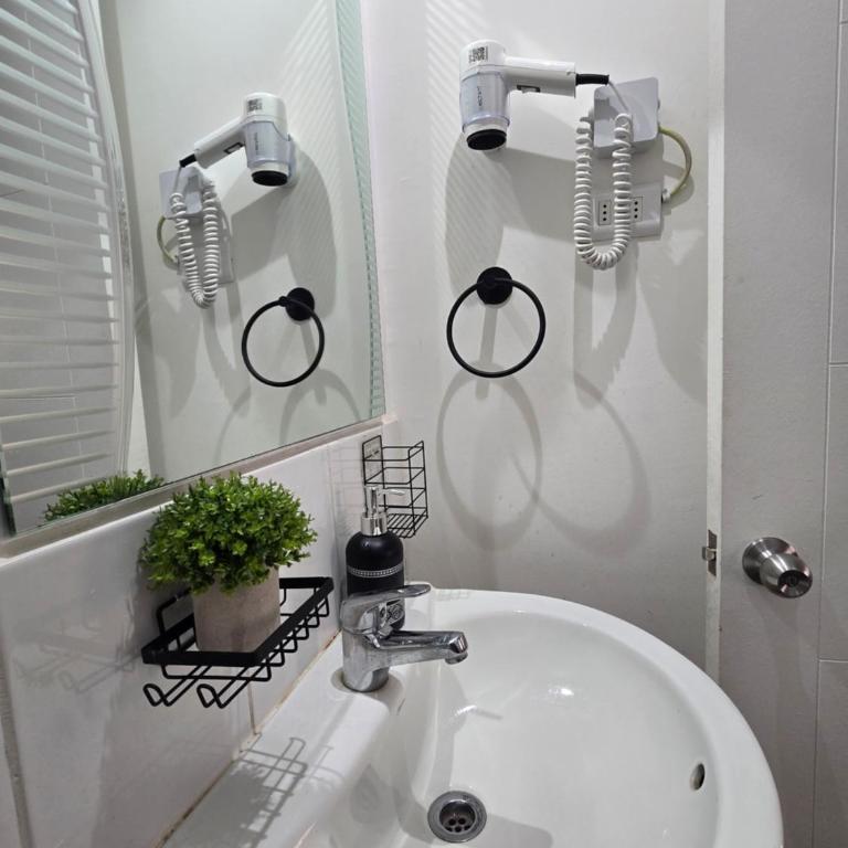 Céntrico y moderno departamento - Two-Bedroom Apartment - 11