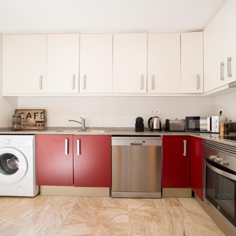 The Orbit Apartments - Suite Apartment - 3