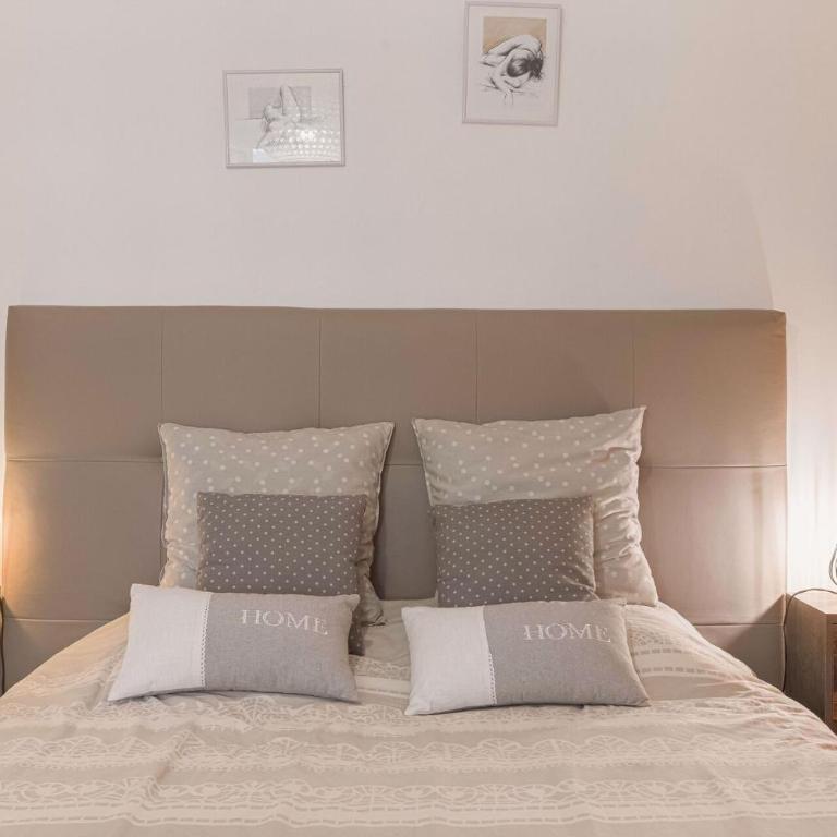 La Maison Fleurie by Halldis - Appartement - 21