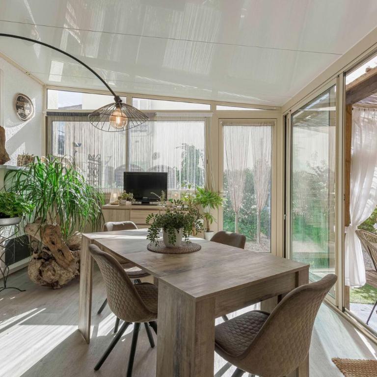 La Maison Fleurie by Halldis - Appartement - 7