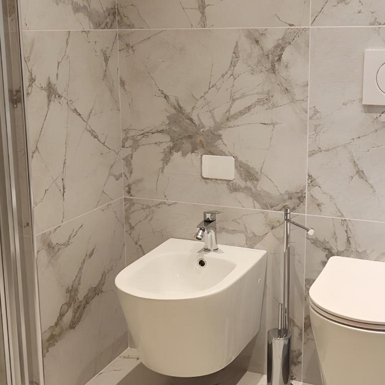 Tower Suite Trento - Camera Tripla Comfort - 8