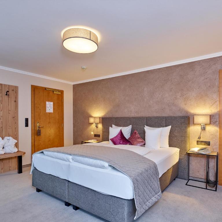 Alp Resort Tiroler Adler - Deluxe Doppelzimmer mit Balkon - 5