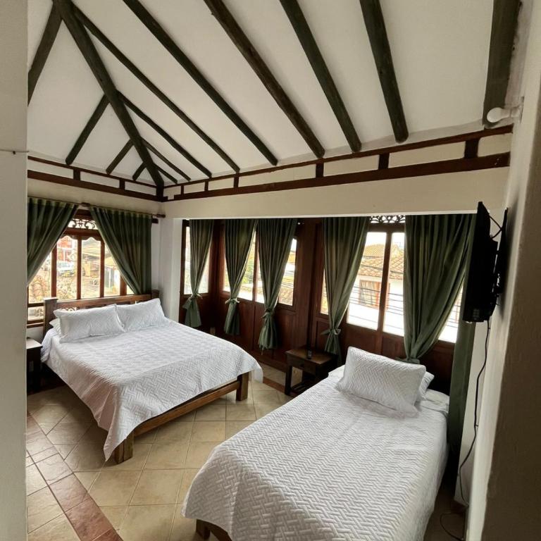Apartahotel Villa May - Family Room - 2