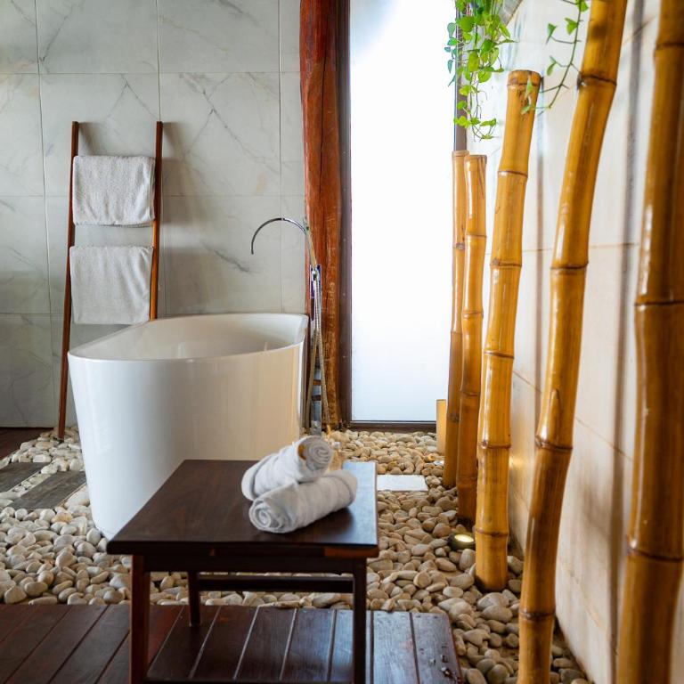 Cabañas Luxury con Lagoon Club - Adults Only - Suite con cama grande - 15
