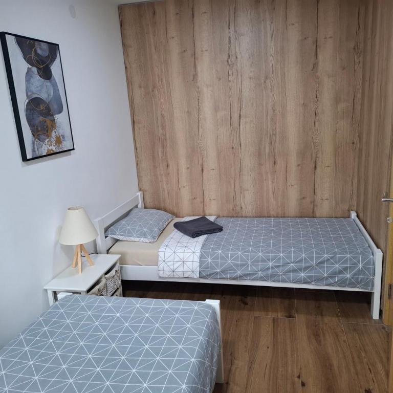 Serbian home - Gandijeva 162, free parking, blok 44 - Two-Bedroom Apartment - 7