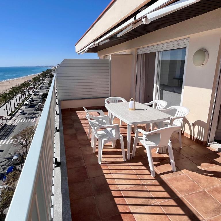 Bertur Rodes Lux - Apartamento de 3 dormitorios con vistas al mar - 10