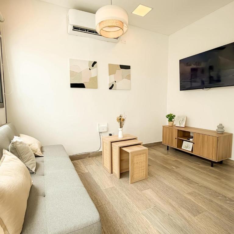 Dpto para 8 a media cuadra de la plaza 9 de Julio Bonavista Rentals - Apartamento - 1