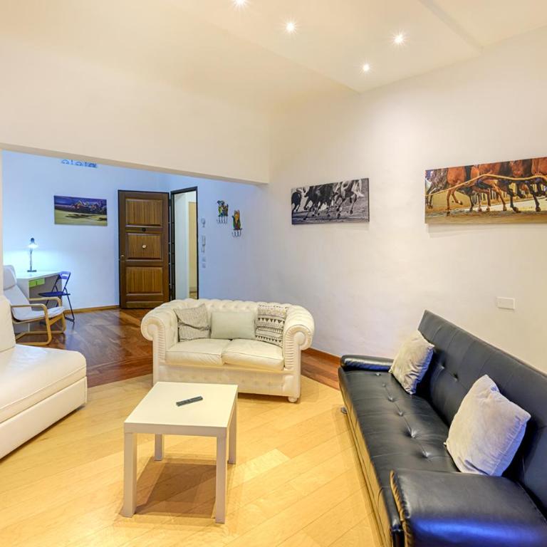 Ele Home - Appartamento con 2 Camere da Letto - 10
