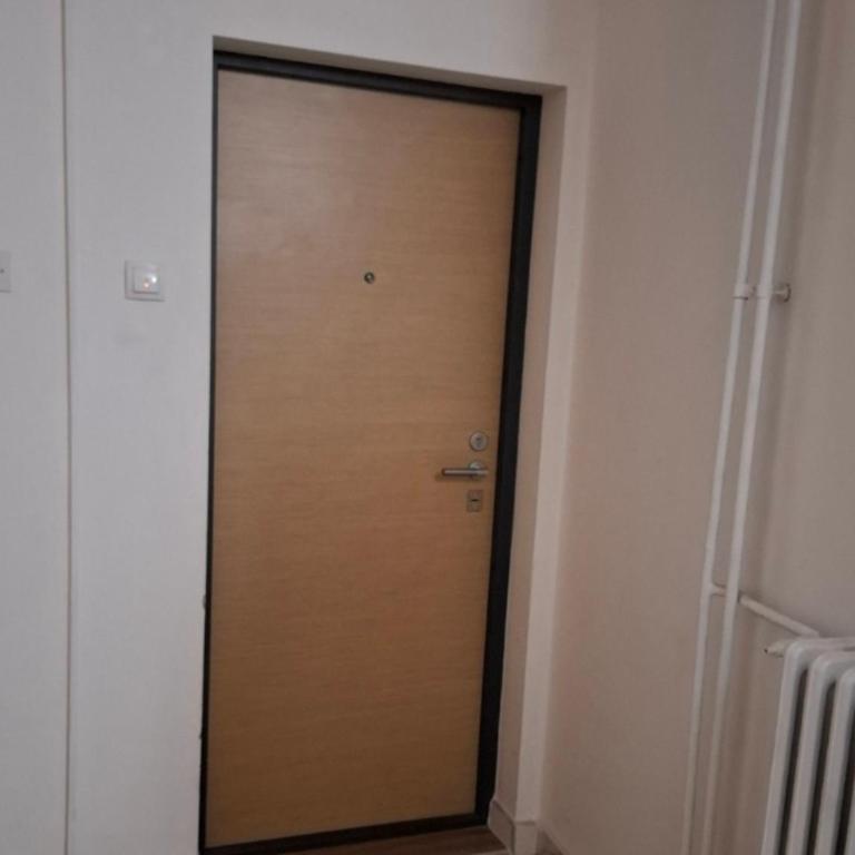 Serbian home - Gandijeva 162, free parking, blok 44 - Two-Bedroom Apartment - 2