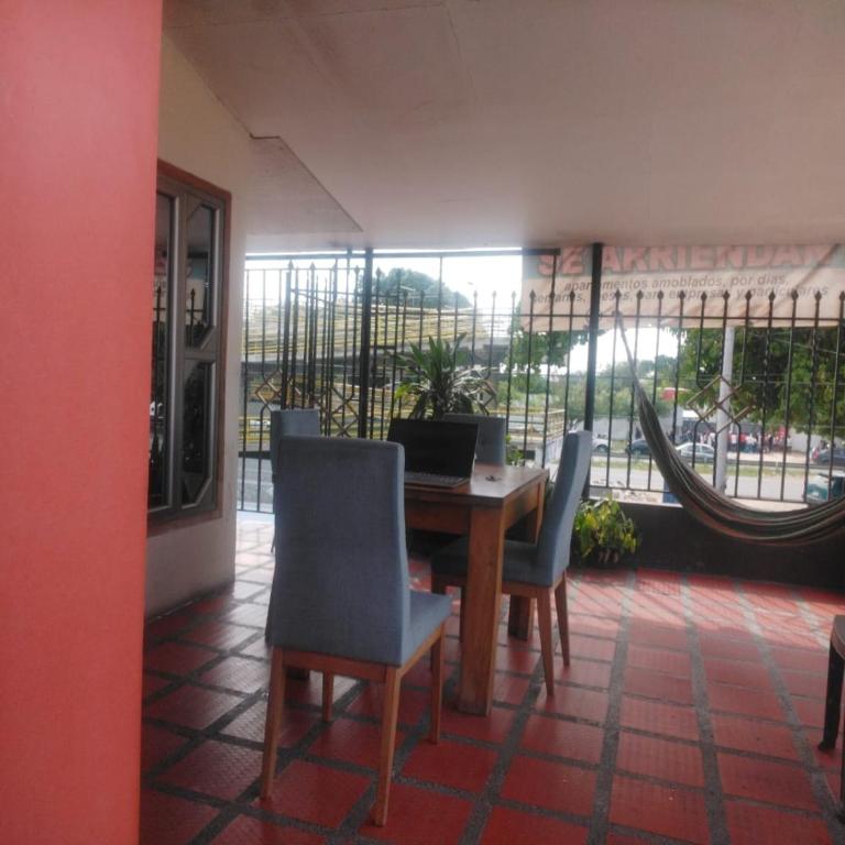 Apartaestudio amoblado PIMSA - Two-Bedroom Apartment - 13