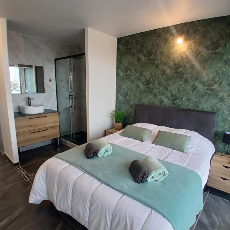 Tentation - One-Bedroom Apartment - 1