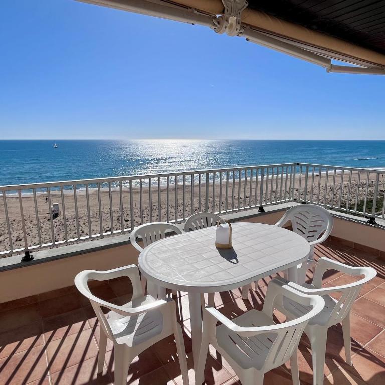 Bertur Rodes Lux - Apartamento de 3 dormitorios con vistas al mar - 7