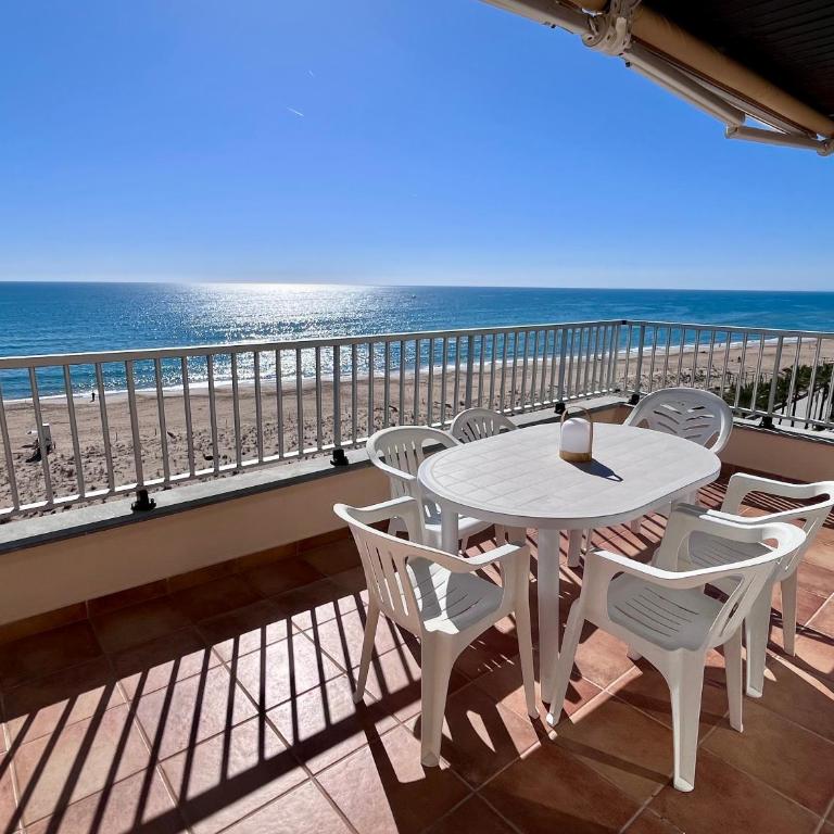 Bertur Rodes Lux - Apartamento de 3 dormitorios con vistas al mar - 5