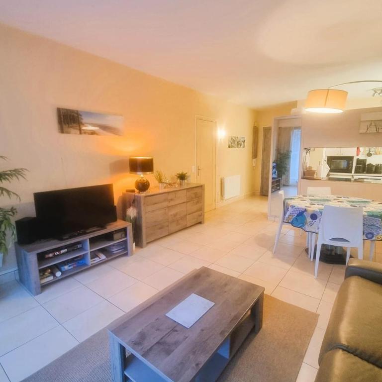 À 100 m de la plage emplacement privilégié - Appartement - 3