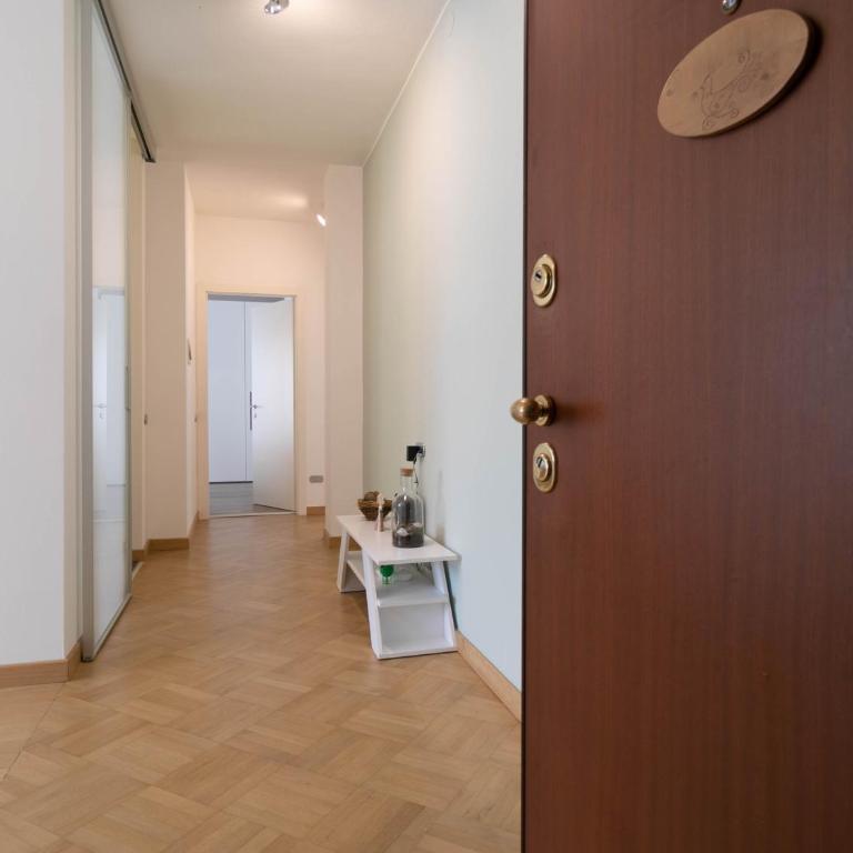 Turati Family Apartment Balcone e posto auto - Appartamento - 9
