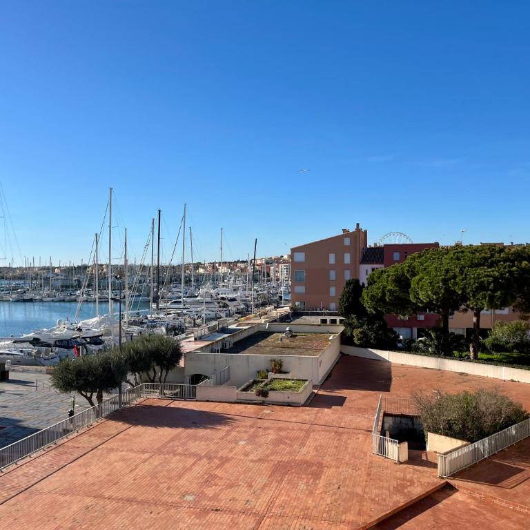 Studio douce escale 1ch vue port wifi balcon - Apartamento de 1 dormitorio - 17