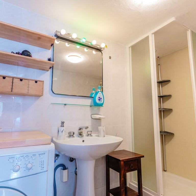 Romantic loft - 2 minutes from the sea and center - Appartamento con 1 Camera da Letto - 10