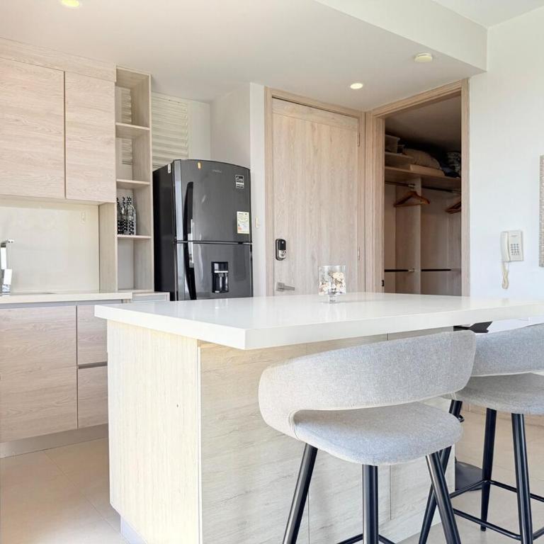 Modern Loft in Resort-Style Condo - Cartagena - One-Bedroom Apartment - 12