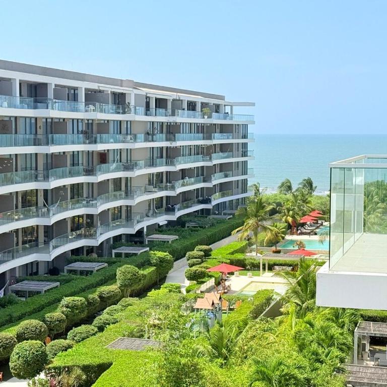 Modern Loft in Resort-Style Condo - Cartagena - One-Bedroom Apartment - 42
