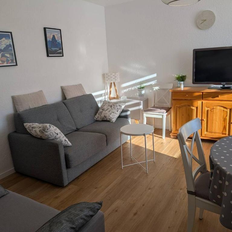 Appartement T2 avec balcon, cuisine équipée, parking - Apartment mit 1 Schlafzimmer - 1