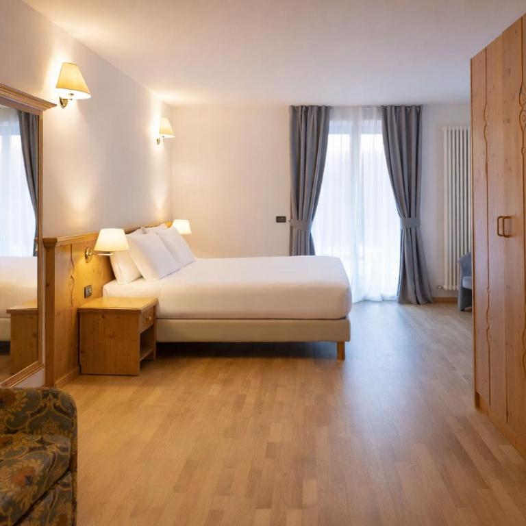 Golf Hotel - Habitación Cuádruple Superior - 2