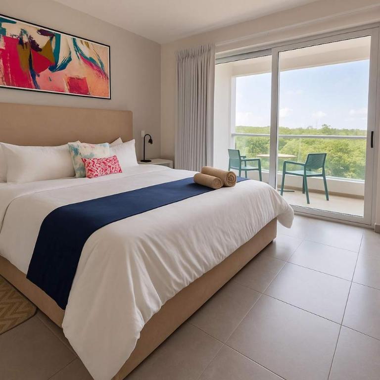Steps from 5th Ave with Rooftop Pool Gym & Cinema - Apartment - 6