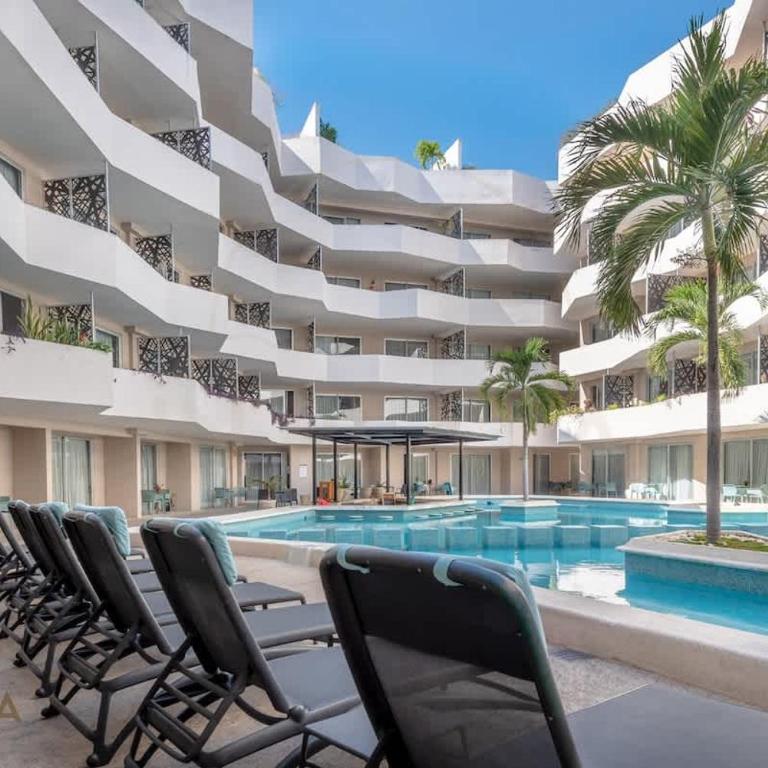 Steps from 5th Ave with Rooftop Pool Gym & Cinema - Apartment - 21