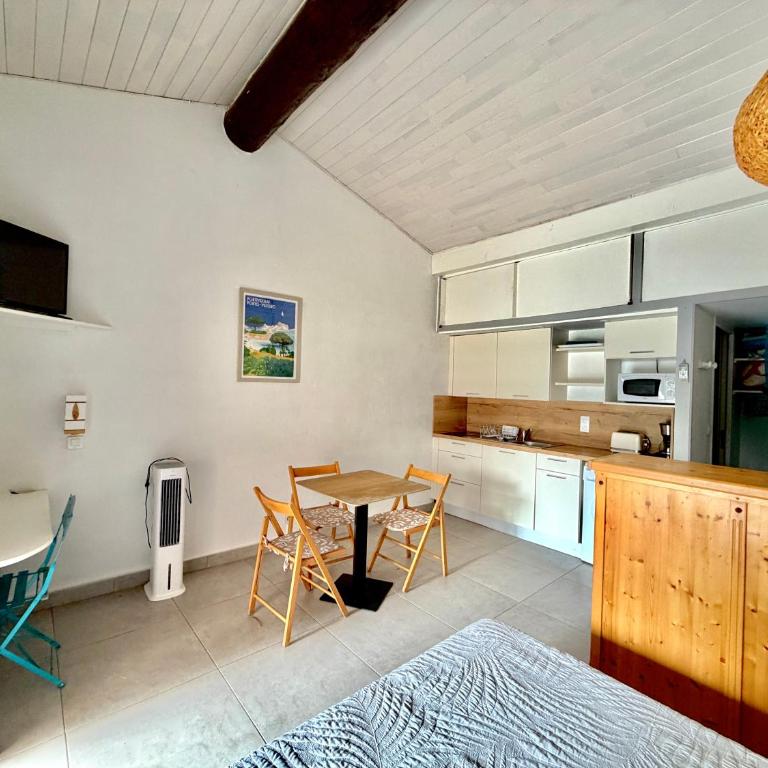 Villa Occhiatana, Santa Giulia - Maison de Vacances - 9