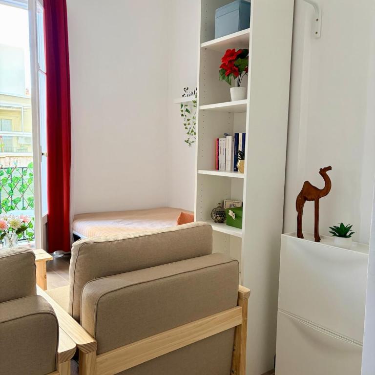 Studio avec balcon - Centre-ville & plage à 2 min - Appartement 1 Chambre - 17