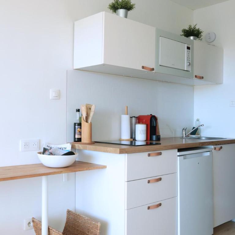Studio dernier étage vue mer Clim et Wifi - Apartment mit 1 Schlafzimmer - 11