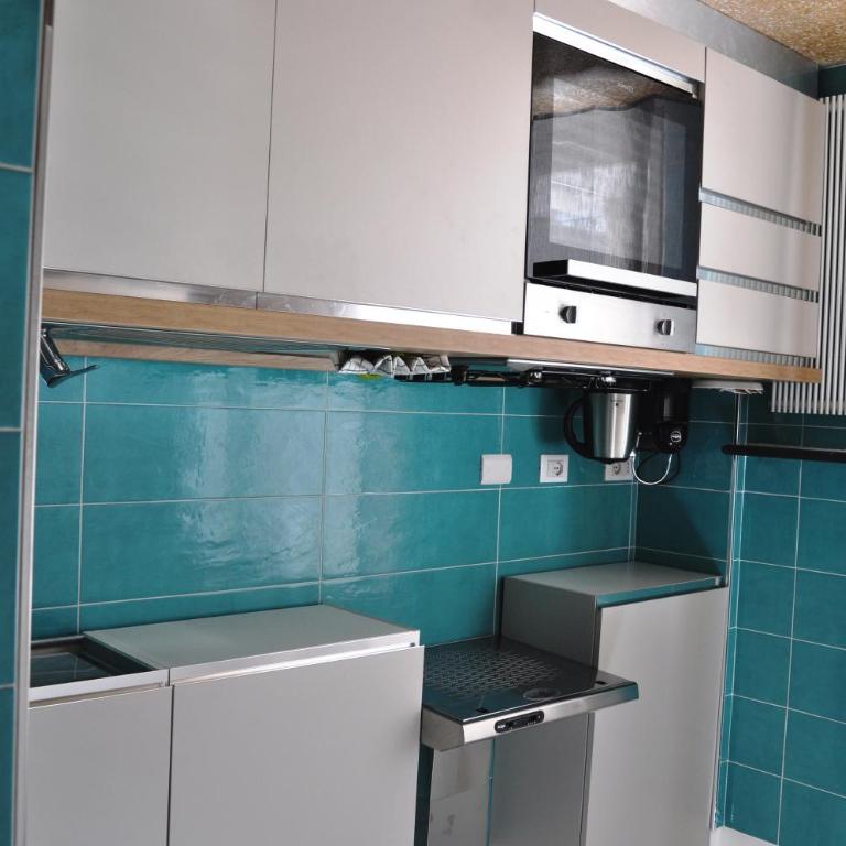 VIALE REPUBBLICA 307 8 a - Appartamento con 1 Camera da Letto e Balcone - 11