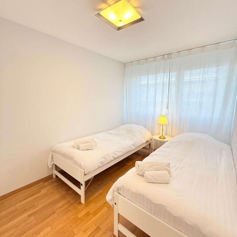 179 Comfortable sunny quiet good location and free parking included - Apartment - 9