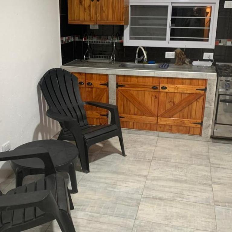 Casa para 5 personas a 1 cuadra del río los Reartes - Casa con 1 dormitorio - 4