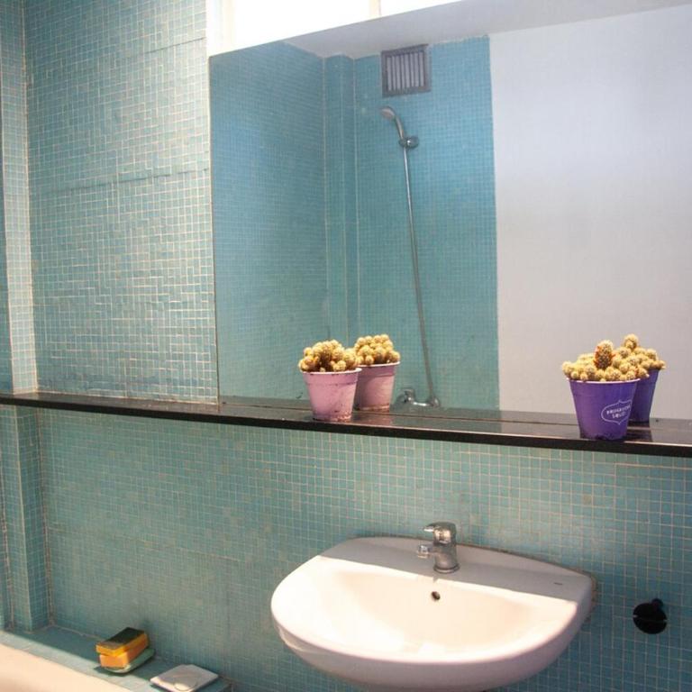 Ubicación, luminoso, espacioso y silencioso - Apartamento de 1 dormitorio - 25