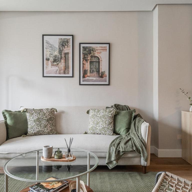 Exclusive cozy -2Bdrs 1.5Baths-Bernabéu - Two-Bedroom Apartment - 1