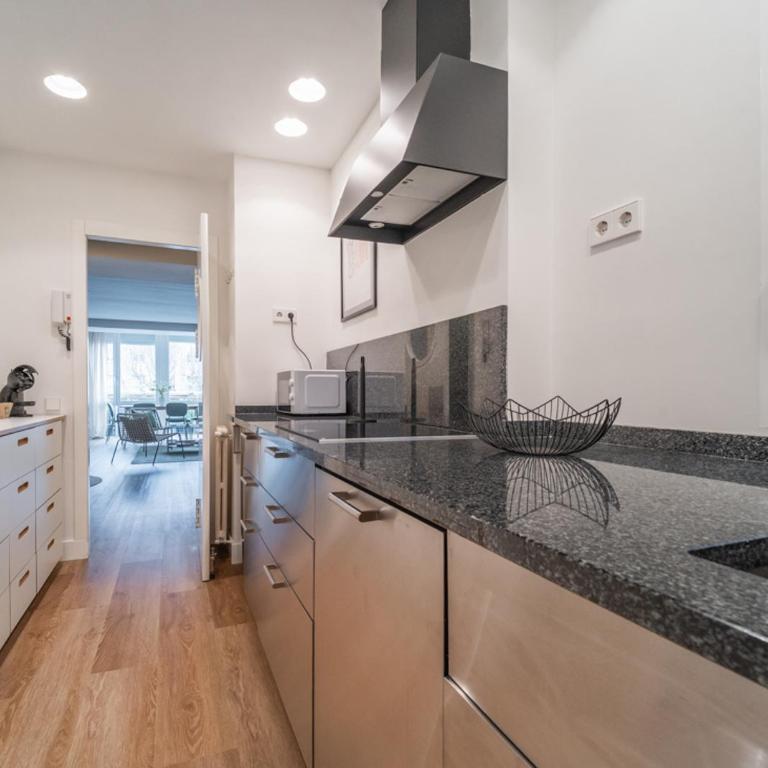 Exclusive cozy -2Bdrs 1.5Baths-Bernabéu - Two-Bedroom Apartment - 10