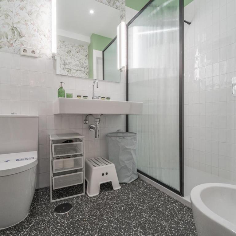 Exclusive cozy -2Bdrs 1.5Baths-Bernabéu - Two-Bedroom Apartment - 21