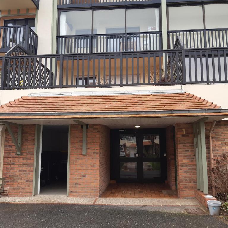 Très bel Appartement à 50m de la plage - One-Bedroom Apartment - 16