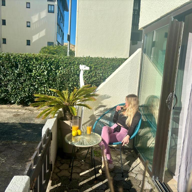 Safari Private Beach, Terrace, Parking & Wifi 50m Océan Surf - Apartment with Garden View - 11