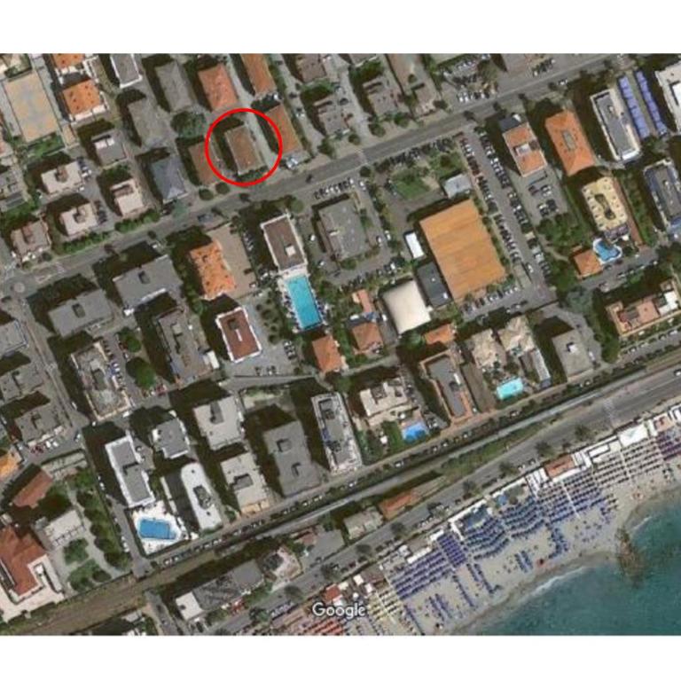 VIALE REPUBBLICA 307 8 a - Appartamento con 1 Camera da Letto e Balcone - 35