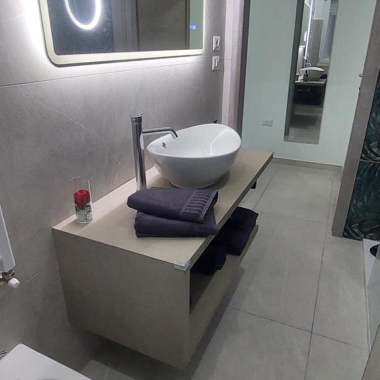 La Pilozza Guest Rooms - Camera Matrimoniale Deluxe con Balcone - 16