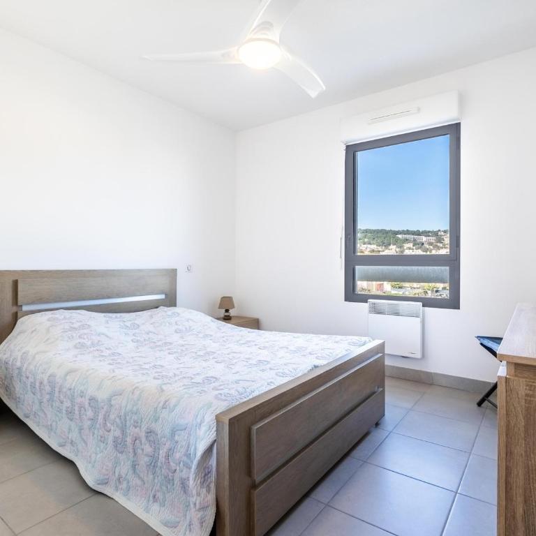 Spacieux T2 avec terrasse et parking à 100m de la plage - FR-1-472-172 - Apartment - 10